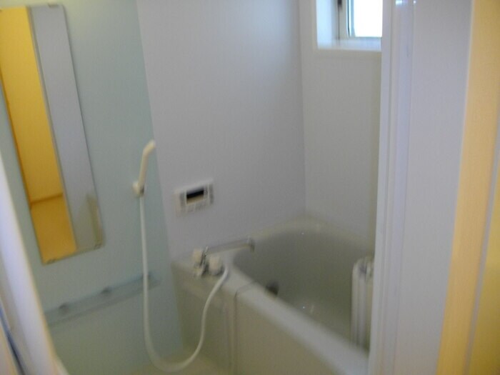 物件内観写真5　(浴室)