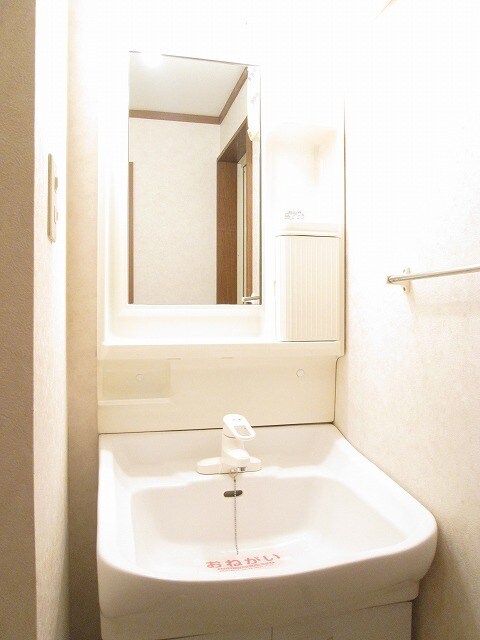 物件内観写真8　(洗面所)