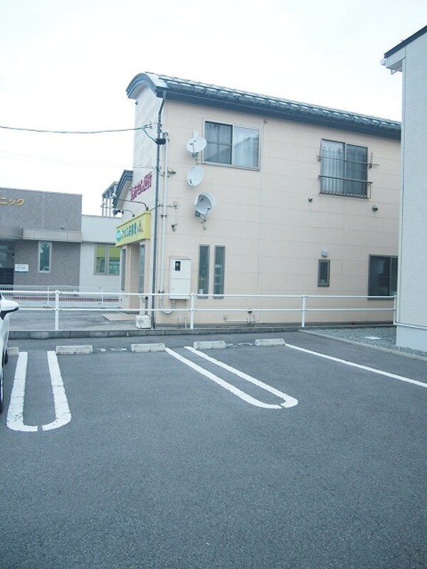 駐車場(駐車場)