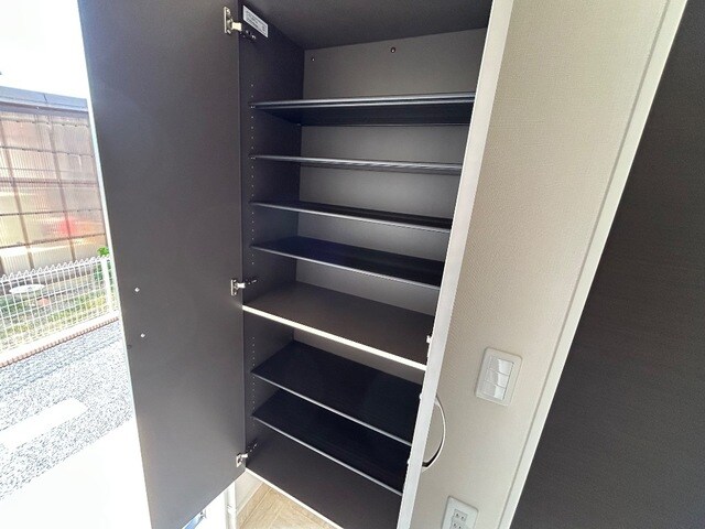 物件内観写真17　(下駄箱(イメージ))