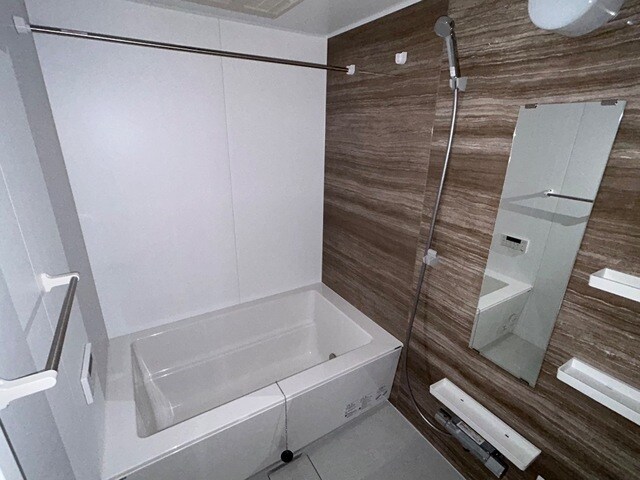 物件内観写真14　(ユニットバス(イメージ))