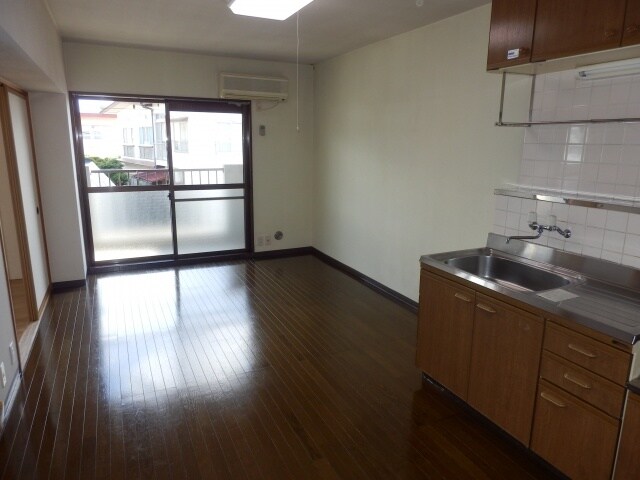 物件内観写真2　(サンプル写真になります)