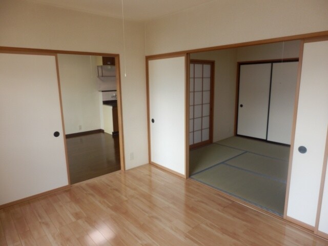 物件内観写真8　(サンプル写真になります)