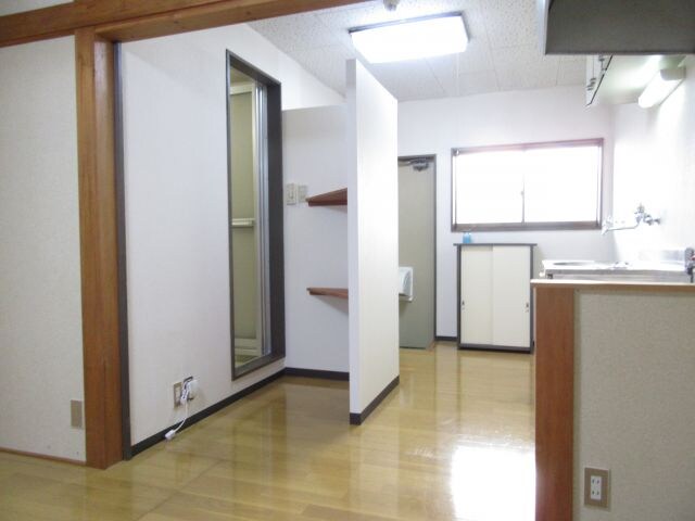 物件内観写真3　(サンプルです。)