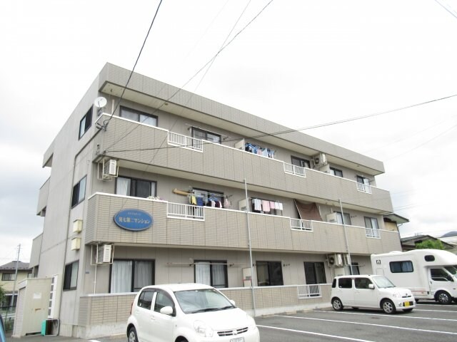 物件外観写真1　(きれいな外観です)