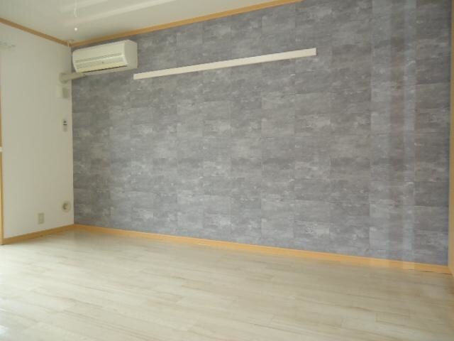 物件内観写真5　(洋室)