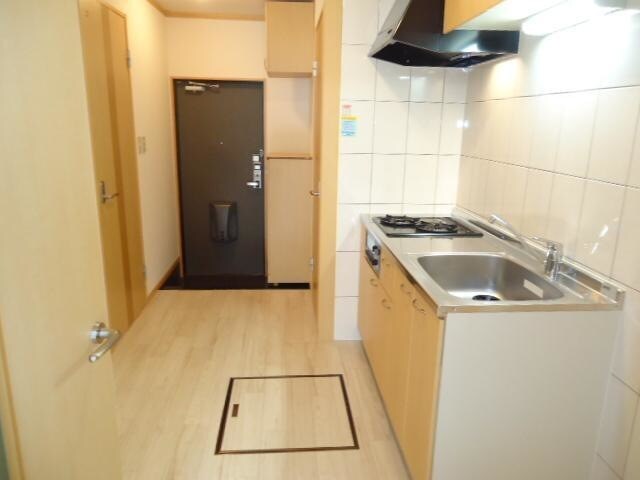 物件内観写真14　(廊下)