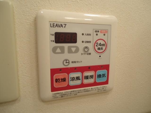 物件内観写真22　(浴室乾燥機)