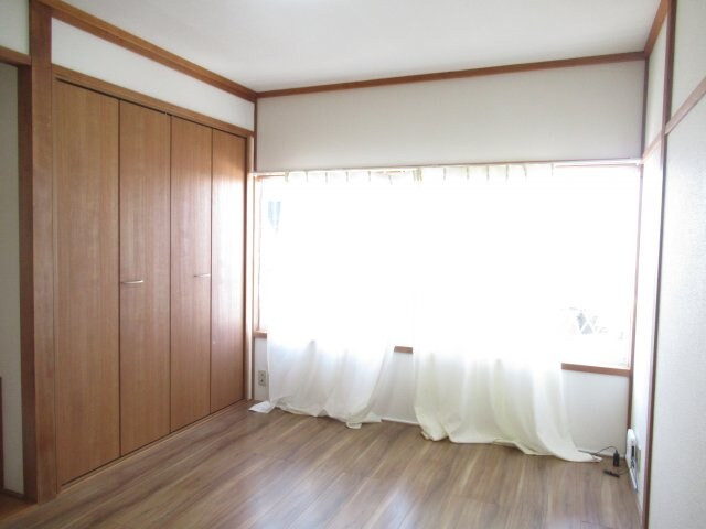 物件内観写真3　(おしゃれなリビングです)