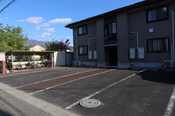 駐車場(駐車場)
