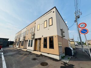 ＲＭ・ＰＬＡＣＥ外観写真