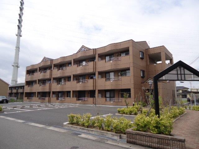 物件外観写真2　(外観写真（昼）)