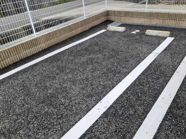 駐車場・駐輪場