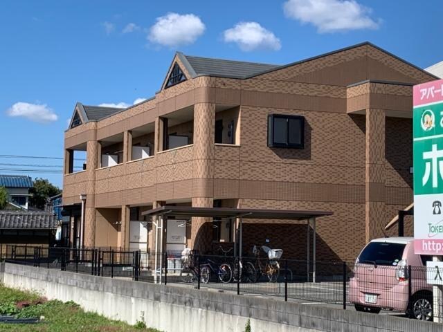 物件外観写真1　(外観写真（昼）)