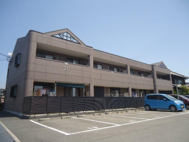 物件外観写真1　(外観写真（昼）)