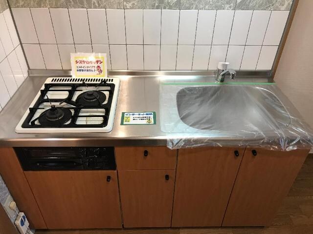 物件内観写真5　(グリル付２口ガスコンロ)