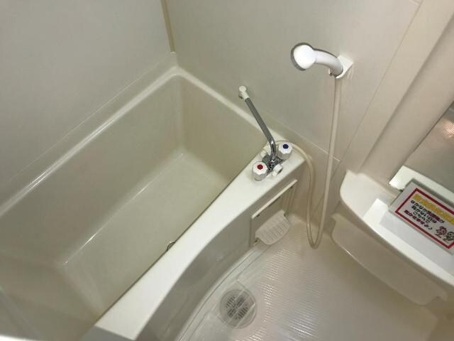 物件内観写真5　(トイレ)