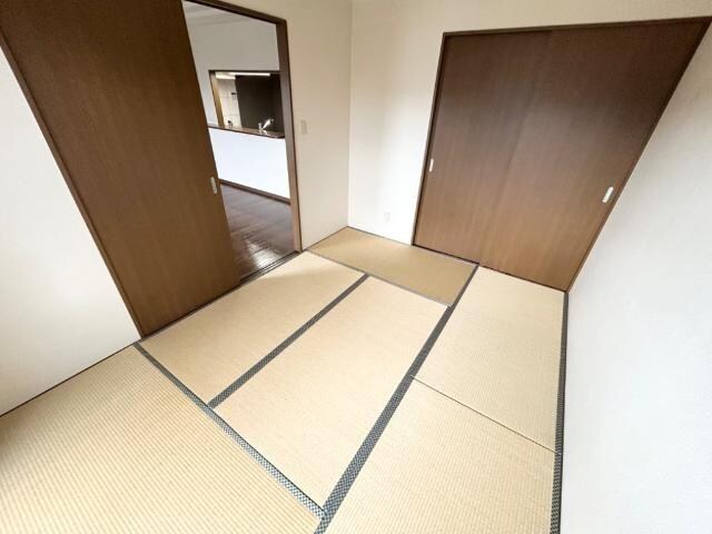 物件内観写真5　(和室)