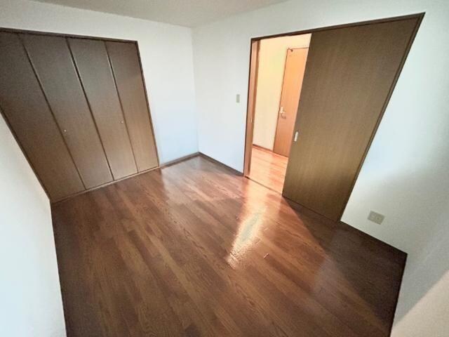 物件内観写真14　(洋室)