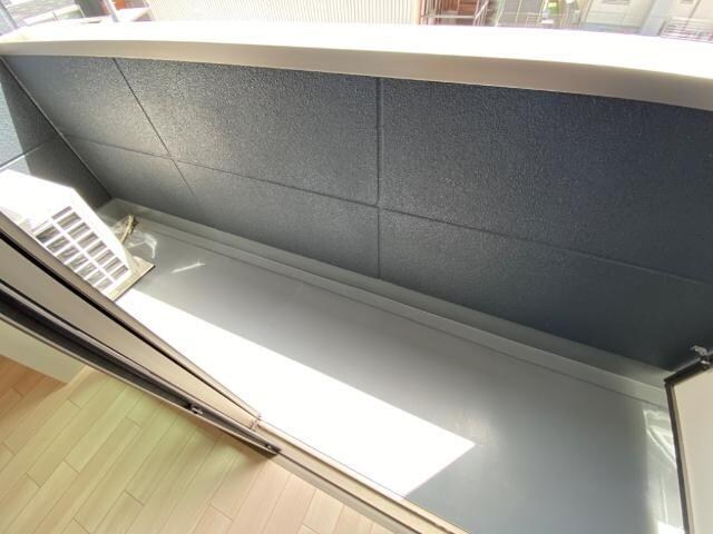 物件内観写真10　(ベランダ)