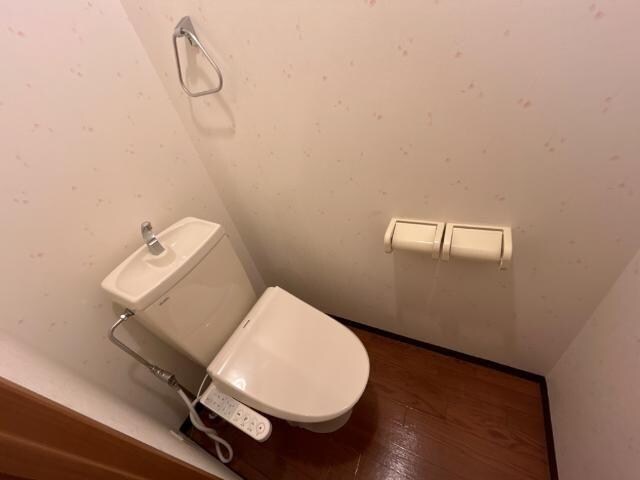 物件内観写真6　(トイレ)