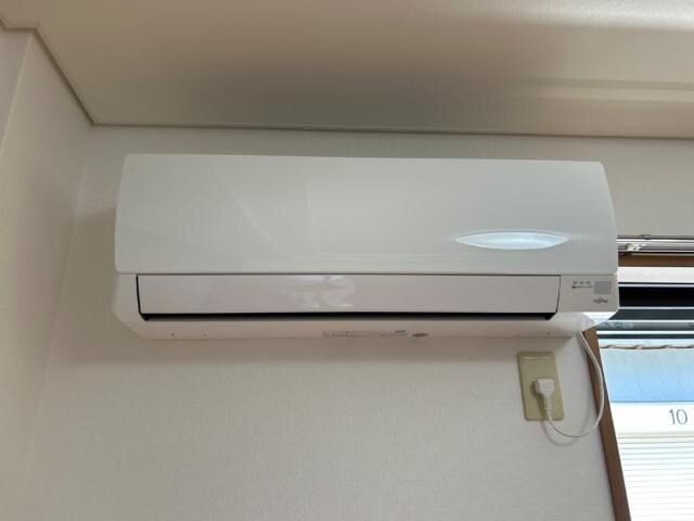 物件内観写真12　(エアコン)