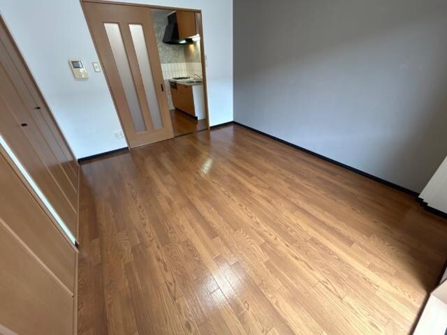 物件内観写真14　(洋室)