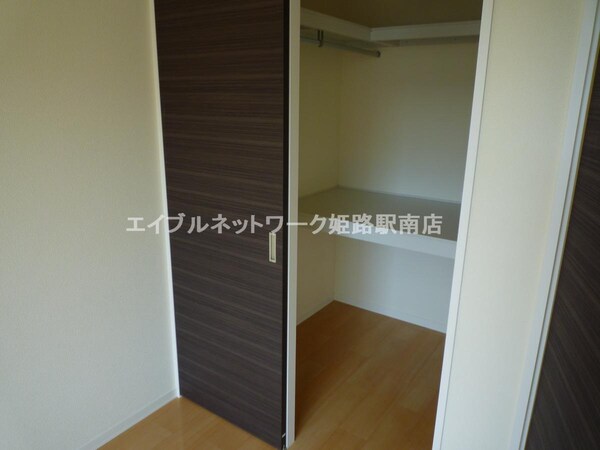 その他室内設備(２階洋室の収納２)