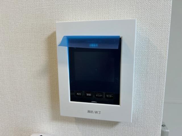 物件内観写真10　(カメラ付インターホン)