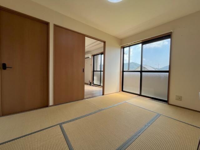 物件内観写真5　(和室)