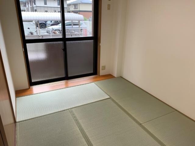 物件内観写真6　(和室)