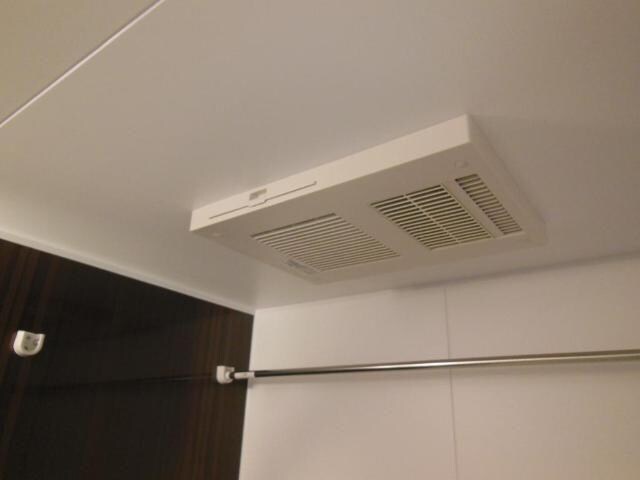 物件内観写真12　(浴室乾燥機（イメージ）)