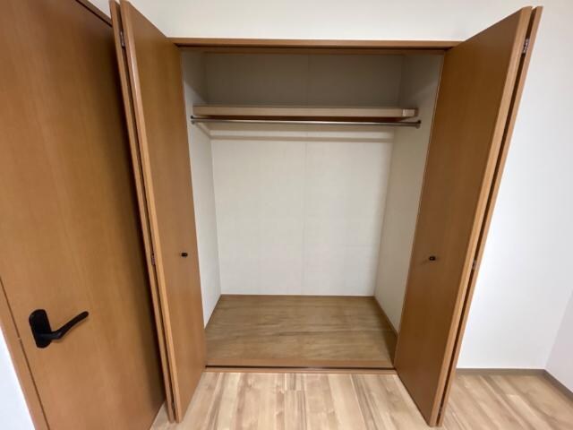物件内観写真11　(クローゼット)