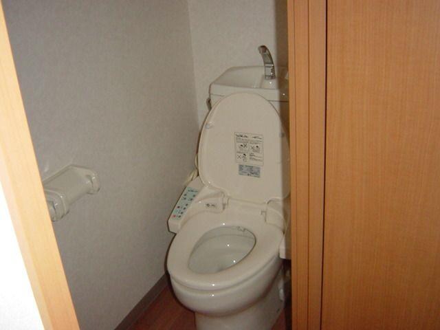 物件内観写真5　(トイレ)