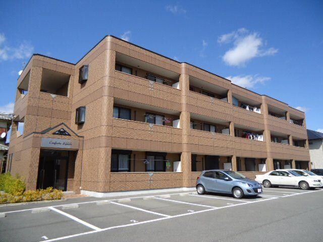 物件外観写真1　(外観写真（昼）)