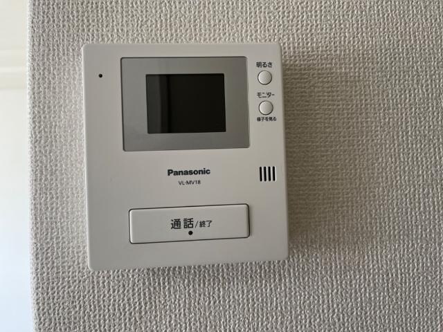 物件内観写真10　(カメラ付インターホン)