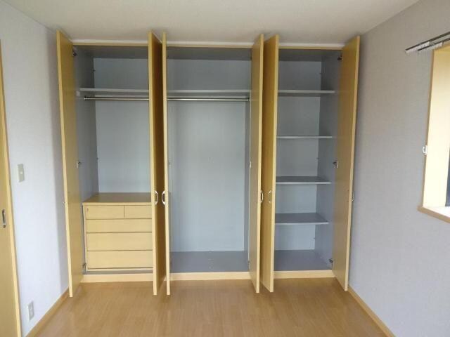 物件内観写真8　(洗髪洗面化粧台)