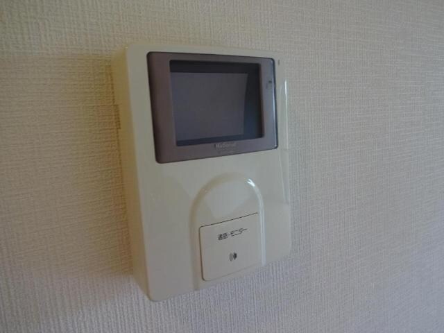 物件内観写真10　(カメラ付インターホン)