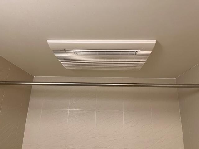 物件内観写真12　(浴室乾燥機)