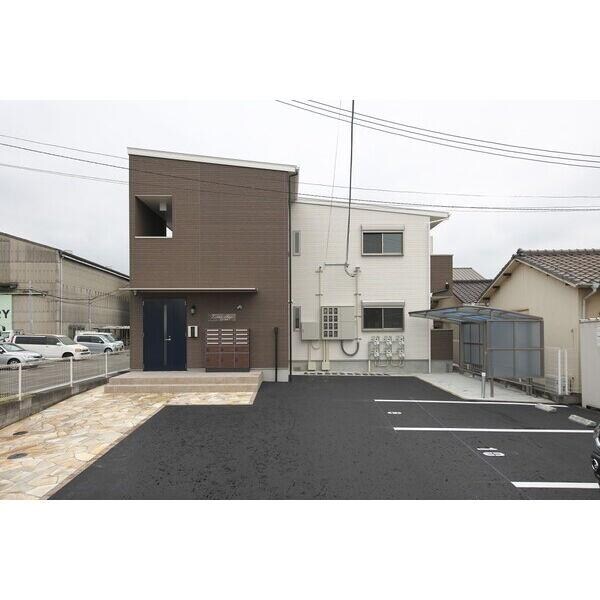 駐車場・駐輪場