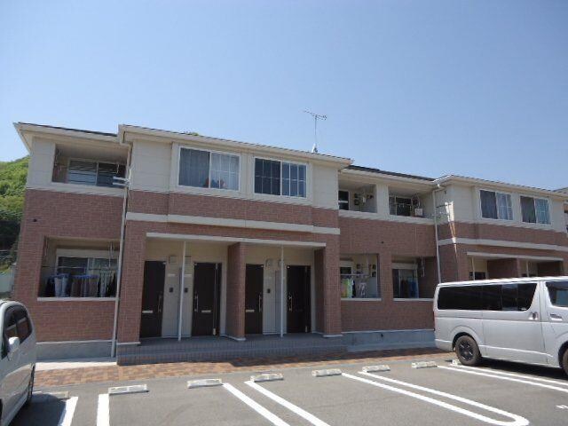 物件外観写真1　(外観写真（昼）)