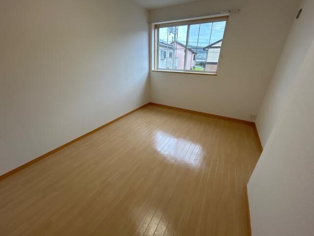 物件内観写真6　(洋室)