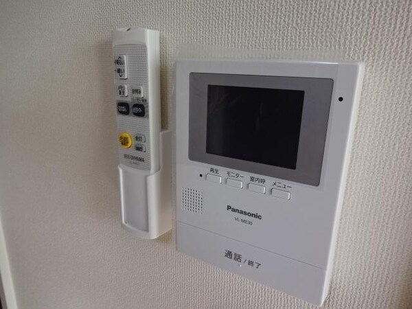 セキュリティ(カメラ付インターホン（イメージ）)