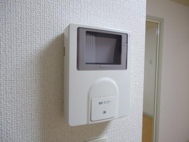 物件内観写真10　(カメラ付インターホン)