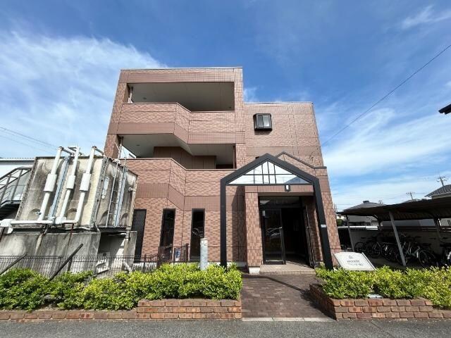 物件外観写真1　(外観写真（昼）)