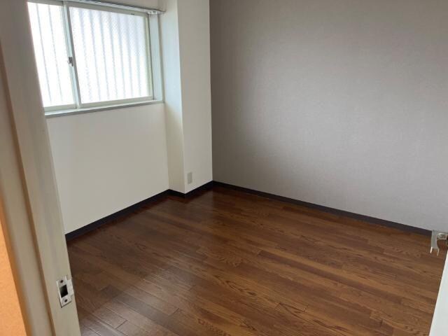 物件内観写真5　(寝室)