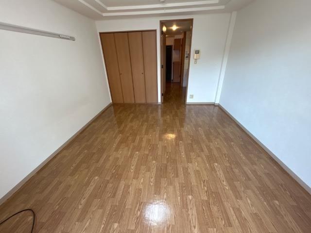 物件内観写真5　(洋室)