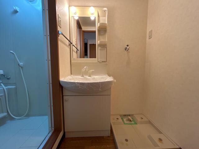 物件内観写真9　(洗面)