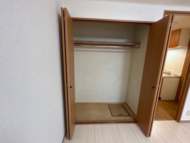 物件内観写真10　(クローゼット)