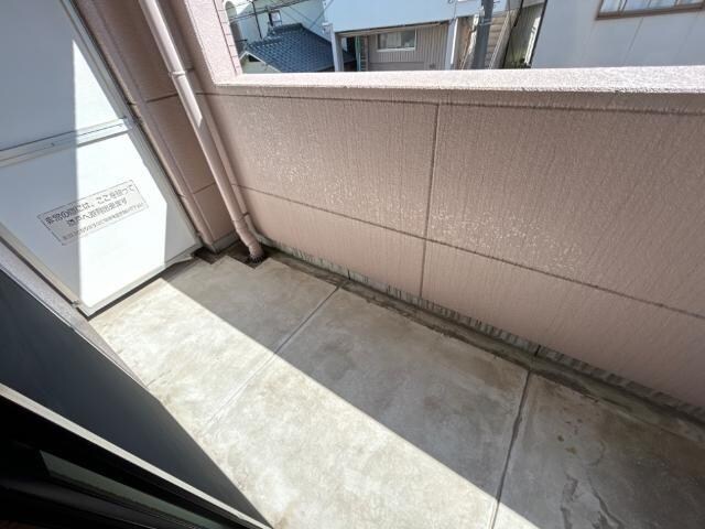 物件内観写真12　(ベランダ)